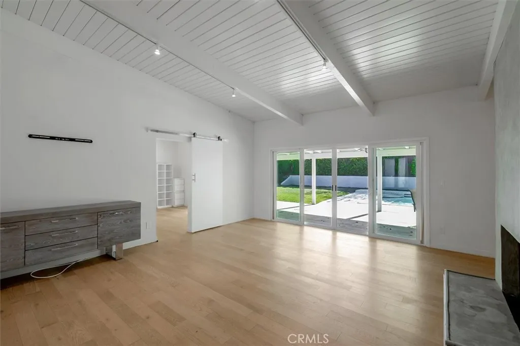 Additional image 75 of 24216 Calvert Street, Woodland Hills, CA 91367