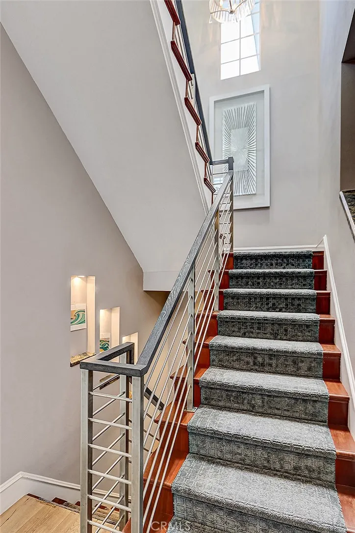 Additional image 80 of 718 S Broadway Unit C, Redondo Beach, CA 90277