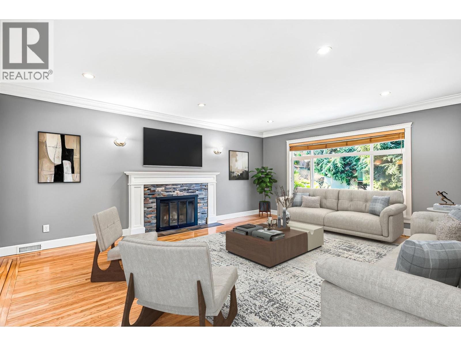 2050 SPERLING AVENUE|Burnaby, British Columbia V5B4K5