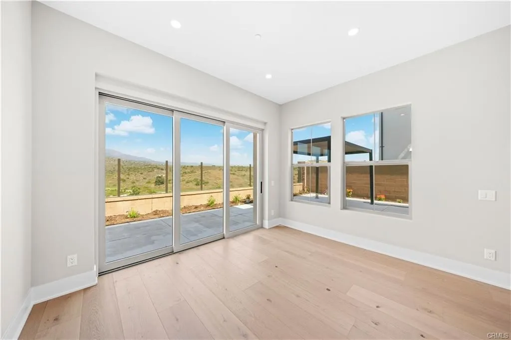 Additional image 13 of 130 mossvine, Irvine, CA 92618