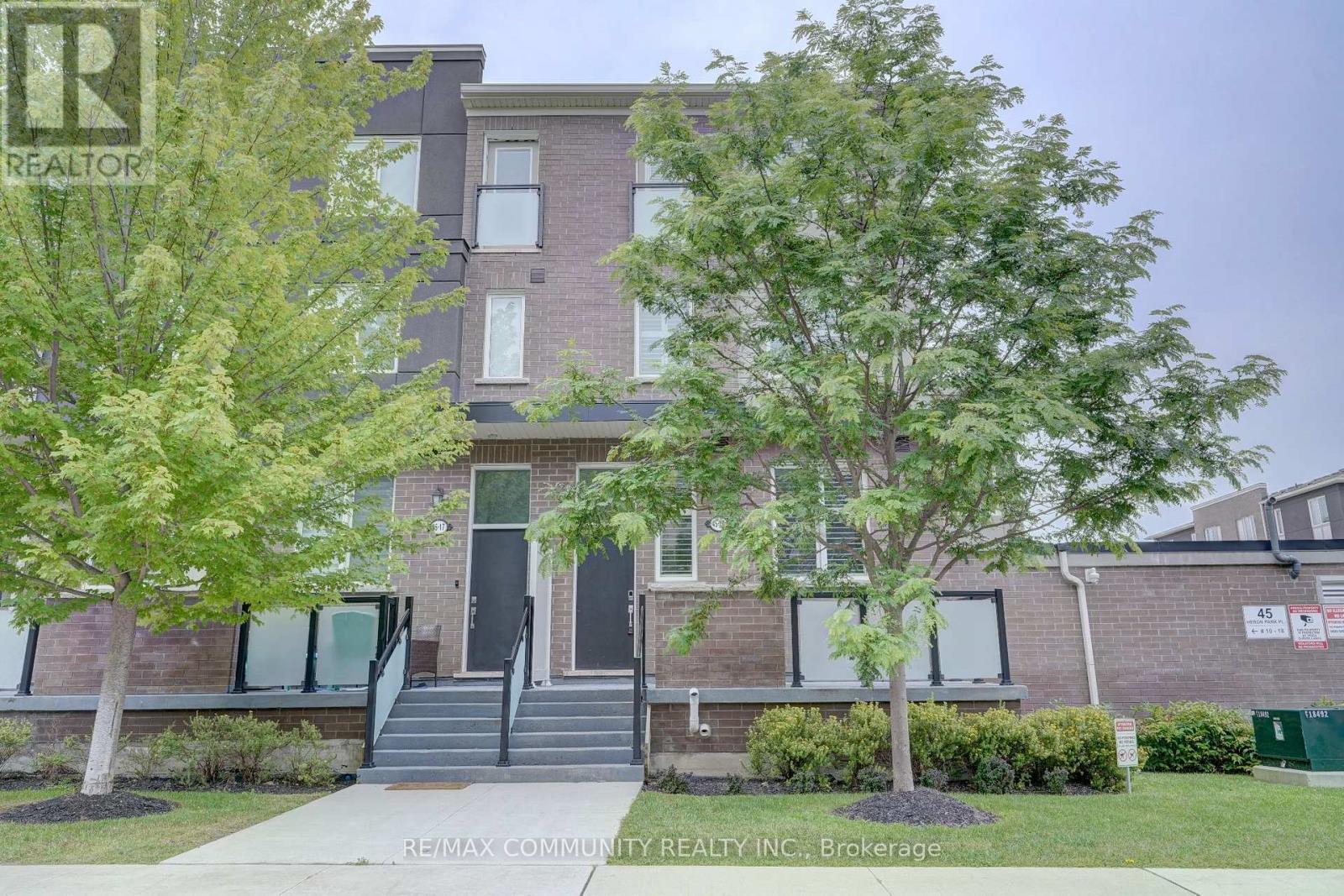 18 - 45 HERON PARK PLACE|Toronto (West Hill), Ontario M1E0B8