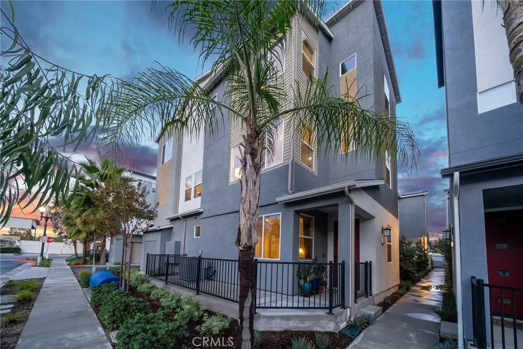 Additional image 6 of 329 N Standard Ave, Santa Ana, CA 92701