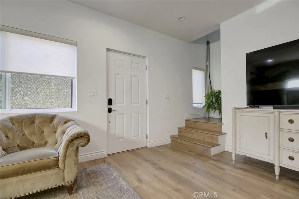 Additional image 4 of 5208 Goodland, Valley Village, CA 91607