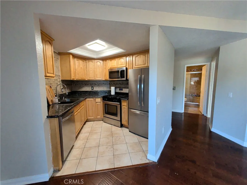 Additional image 3 of 779 Gianni Dr, Corona, CA 92879