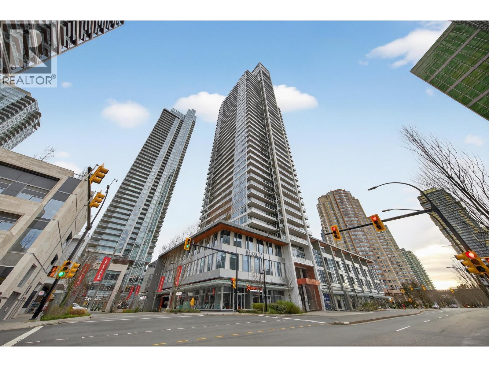 3402 6080 MCKAY AVENUE|Burnaby, British Columbia V5H0J4