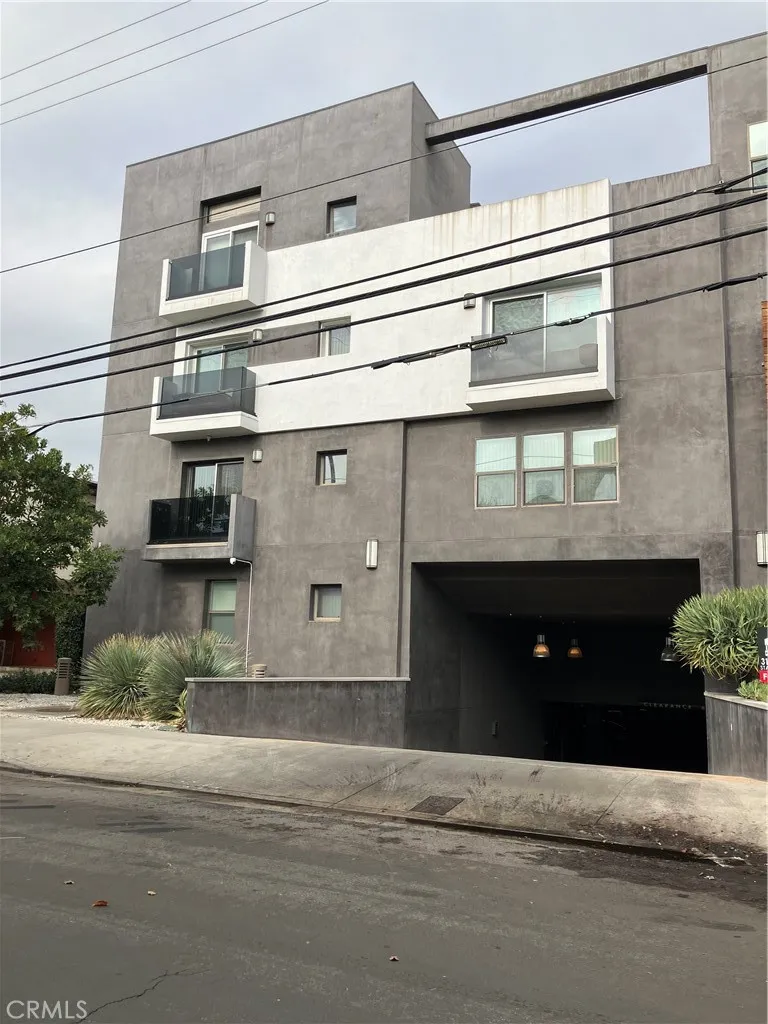 Additional image 18 of 11925 Kling Street Unit 111, Valley Village, CA 91607