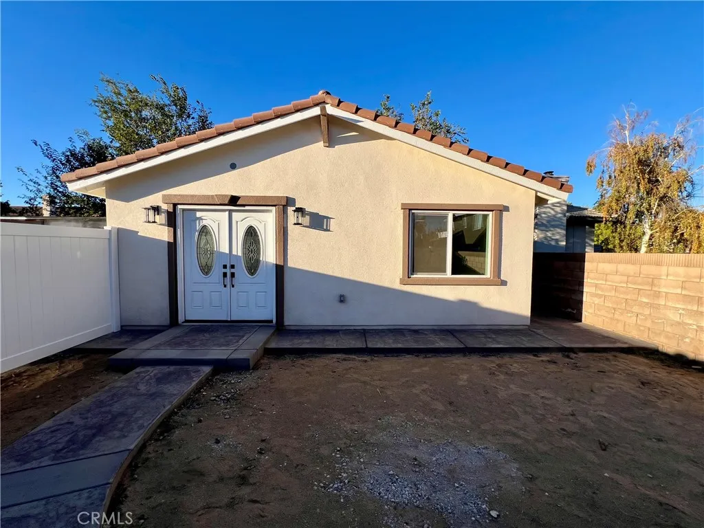 Additional image 2 of 1133 Geraldine Ave Unit B, Lancaster, CA 93535