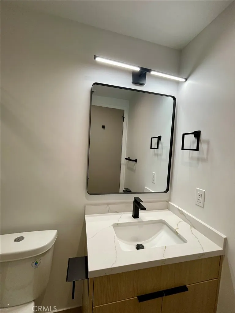 Additional image 52 of 613 W 41st Place, Los Angeles, CA 90037