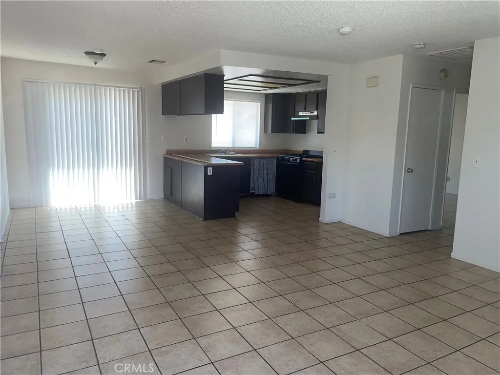 Additional image 3 of 15398 Bear Valley Road, Victorville, CA 92395