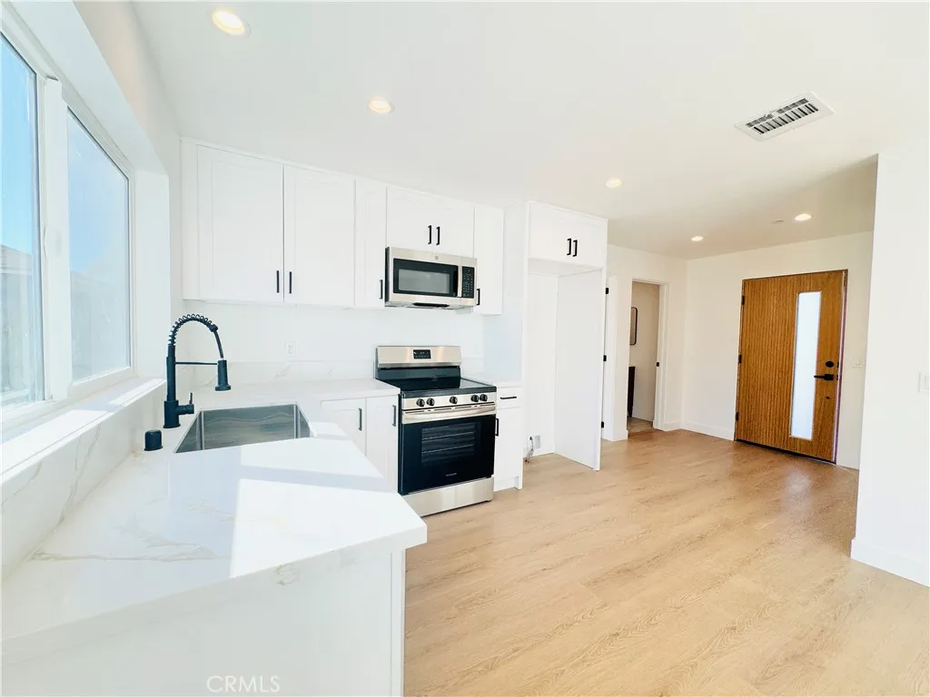 Additional image 33 of 6860 Aura Avenue, Reseda, CA 91335