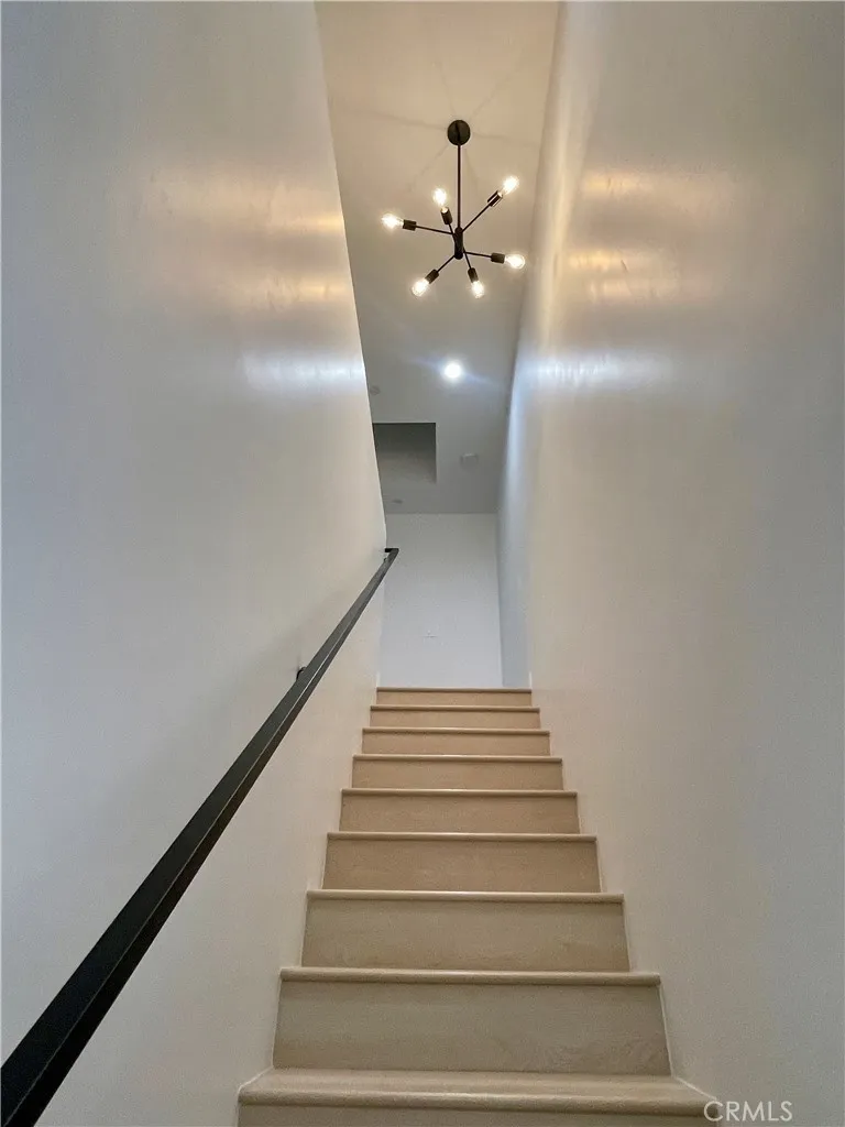 Additional image 41 of 613 W 41st Place Unit 1/2, Los Angeles, CA 90037