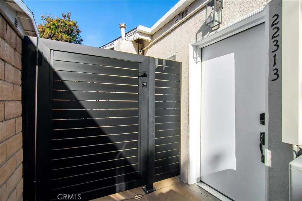 Additional image 18 of 22313 Mobile Street, Woodland Hills, CA 91303