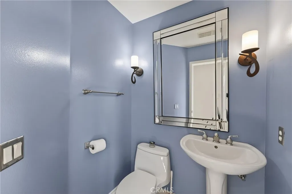 Additional image 68 of 152 Terraza Court, Costa Mesa, CA 92627