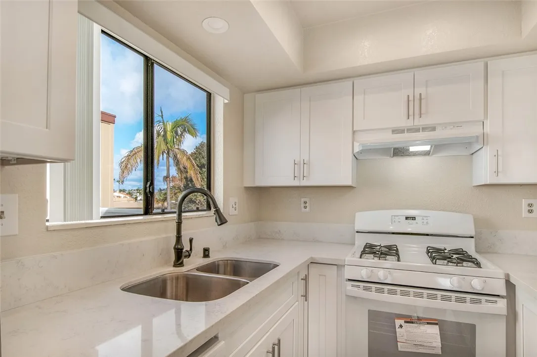 Additional image 21 of 325 Encino Lane Unit B, San Clemente, CA 92673
