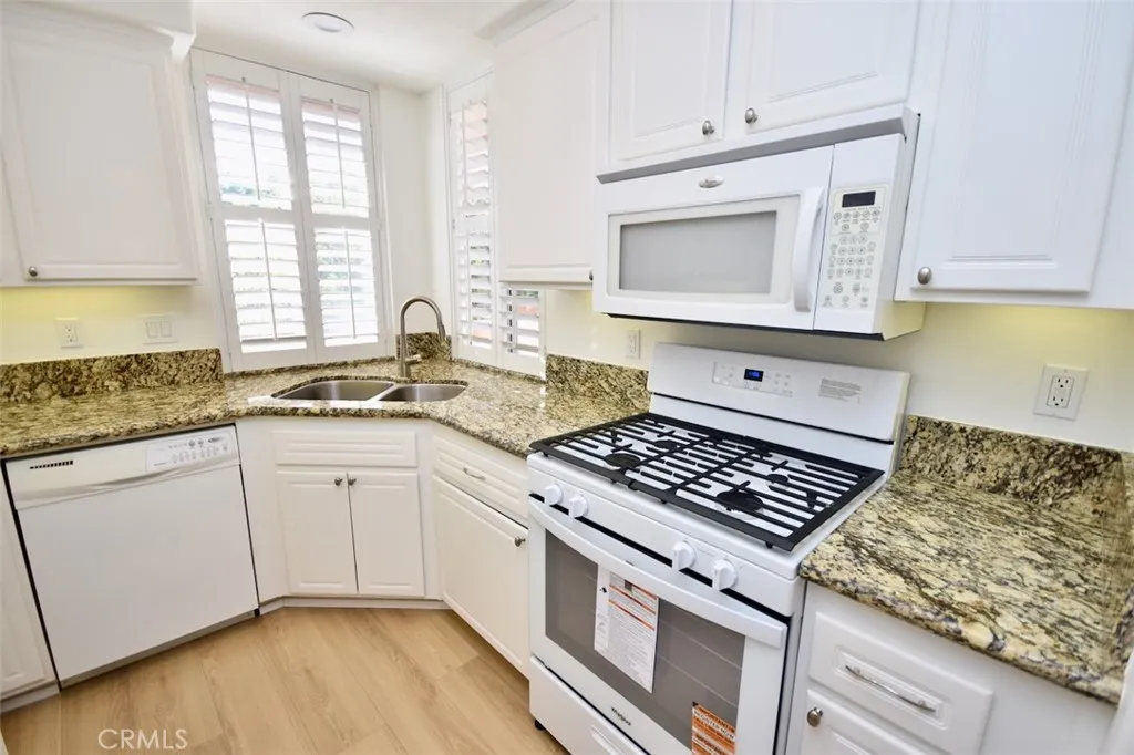 Additional image 36 of 405 Tropea Aisle, Irvine, CA 92606