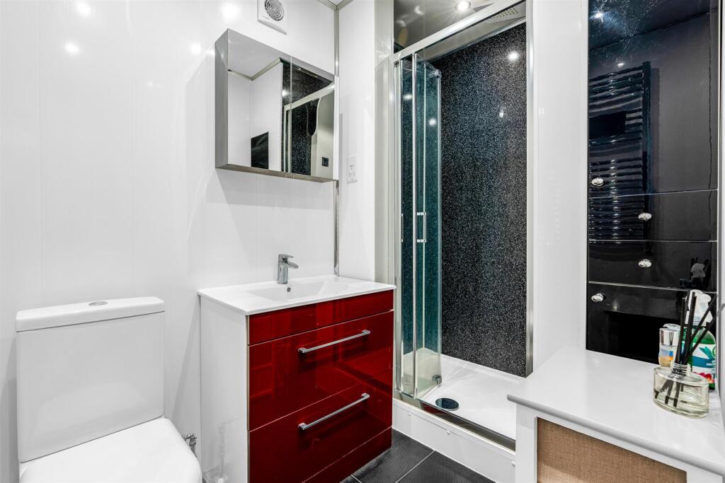 Additional image 29 of The Chase, Welwyn