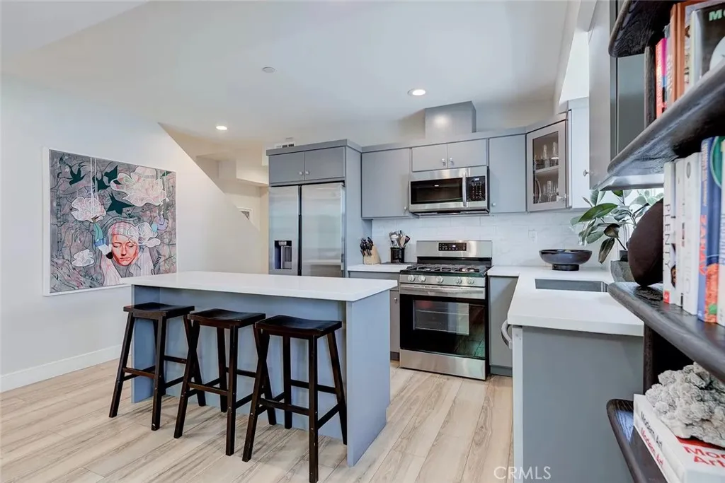 Additional image 18 of 2153 S West View Street, Los Angeles, CA 90016