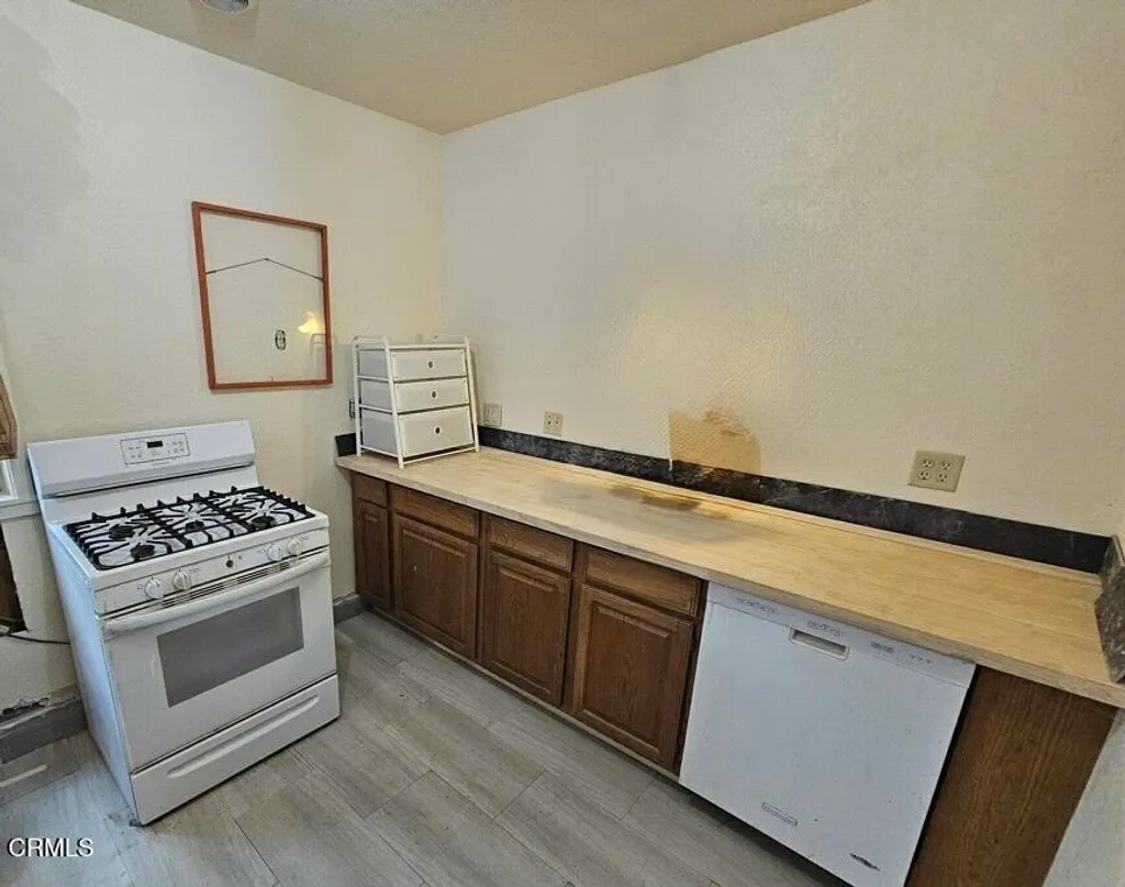 Additional image 11 of 208 S Pacific Avenue, Ventura, CA 93001
