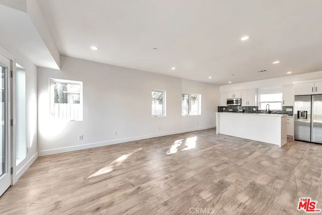 Additional image 40 of 3141 S Halm Ave, Los Angeles, CA 90034