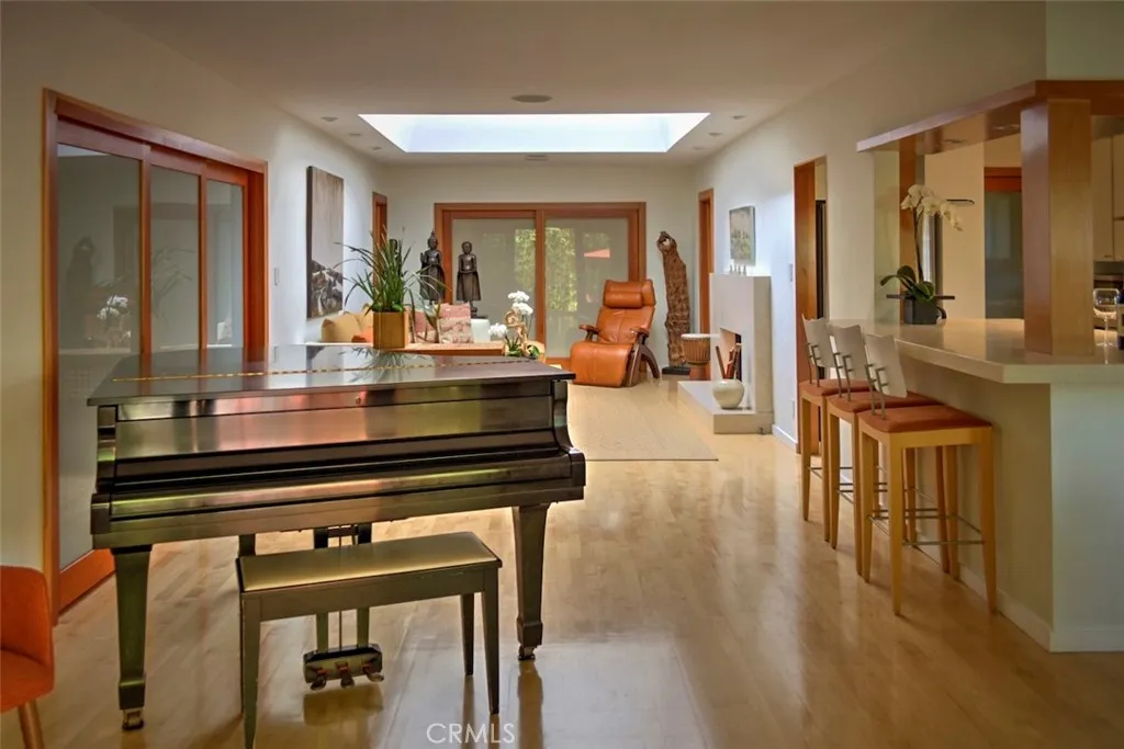 Additional image 44 of 1025 Indiana, Venice, CA 90291