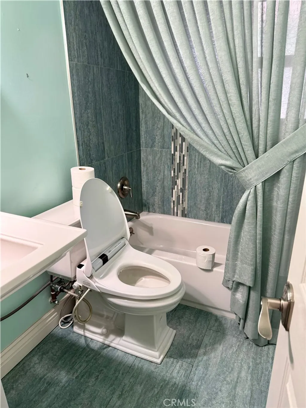 Additional image 19 of 22329 Kittridge St, Woodland Hills, CA 91303