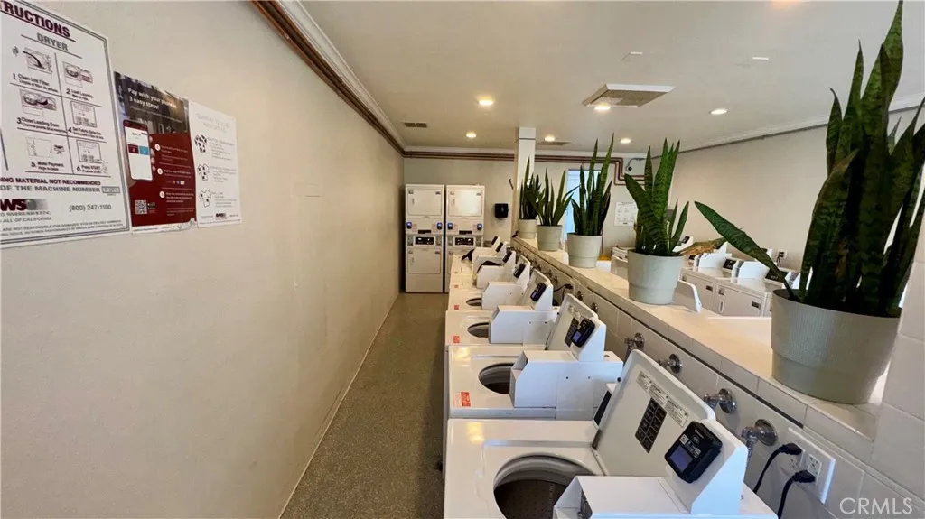 Additional image 10 of 18645 Hatteras Unit 208, Tarzana, CA 91356