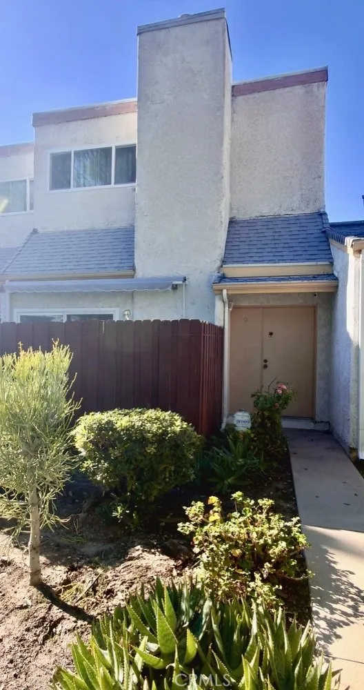 Additional image 38 of 21015 Gresham, Canoga Park, CA 91304