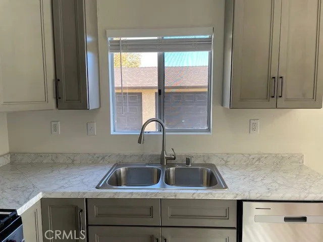 Additional image 28 of 320 N Poe Unit C, Lake Elsinore, CA 92530