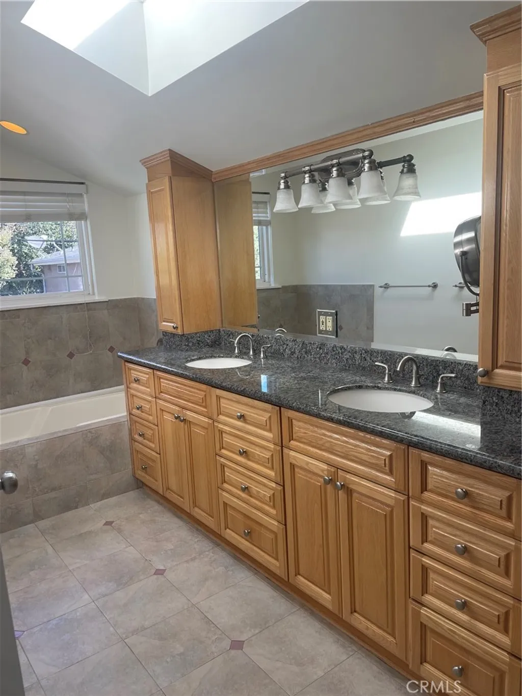 Additional image 32 of 21327 De La Osa Street, Woodland Hills, CA 91364