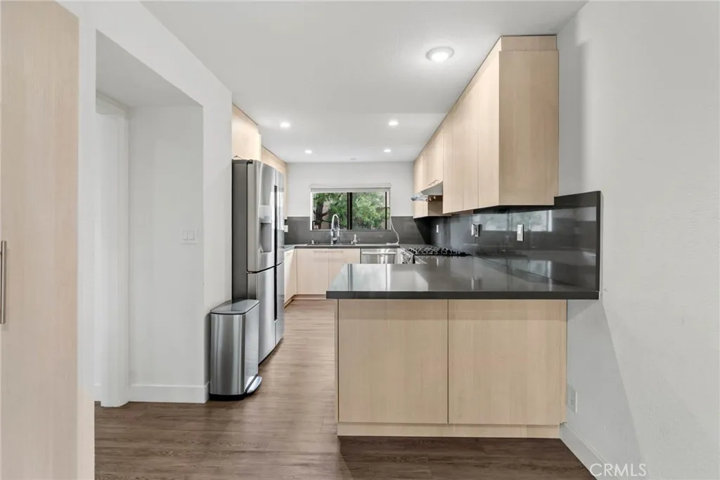 Additional image 64 of 5757 Owensmouth Unit 1, Woodland Hills, CA 91367