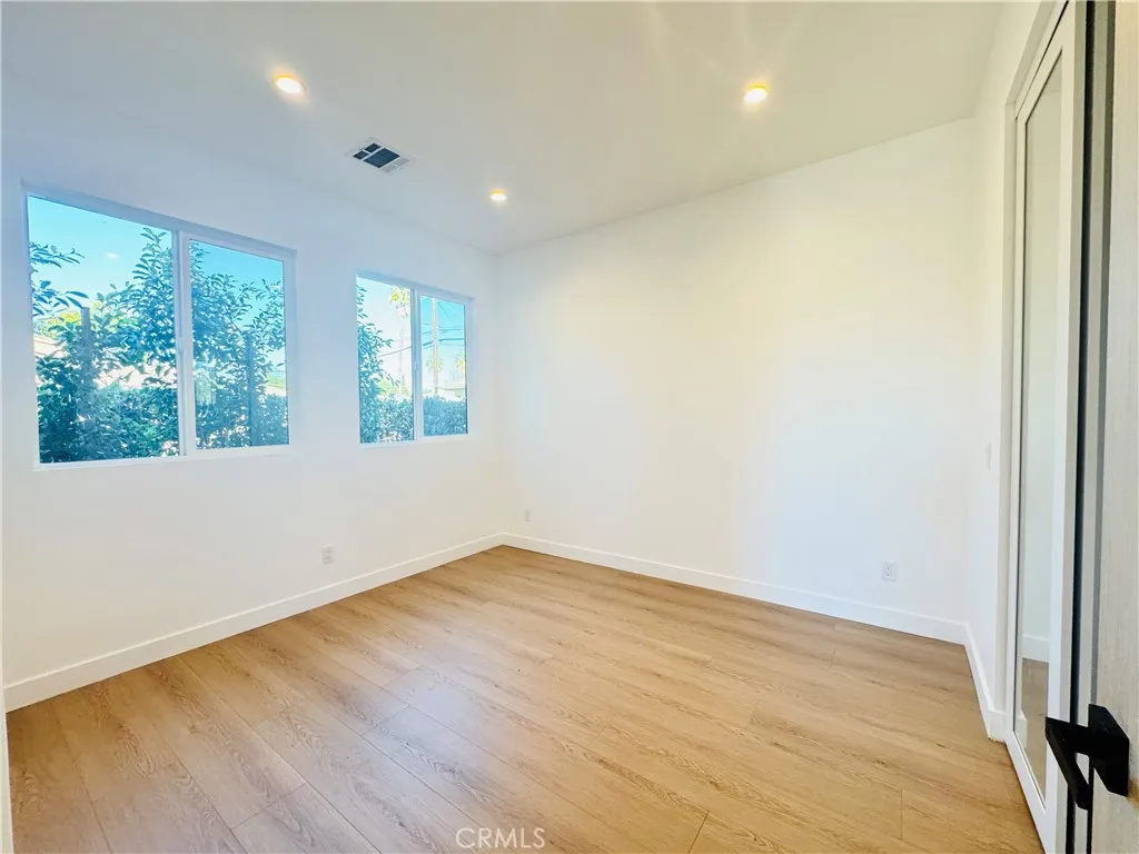 Additional image 13 of 6858 Aura Avenue, Reseda, CA 91335