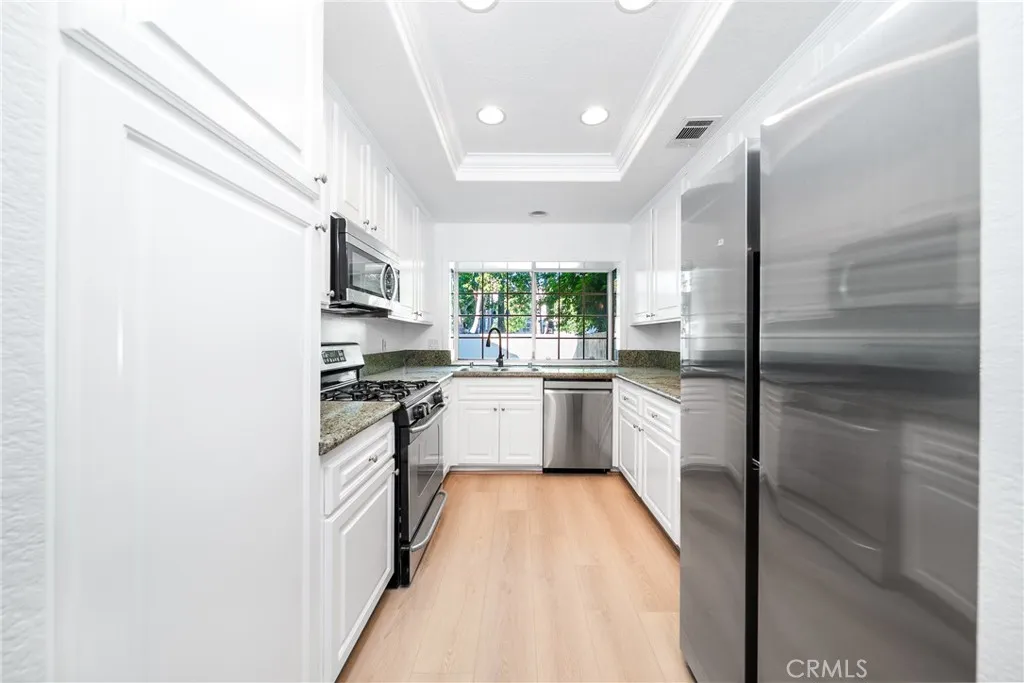 Additional image 39 of 3 Almador, Irvine, CA 92614