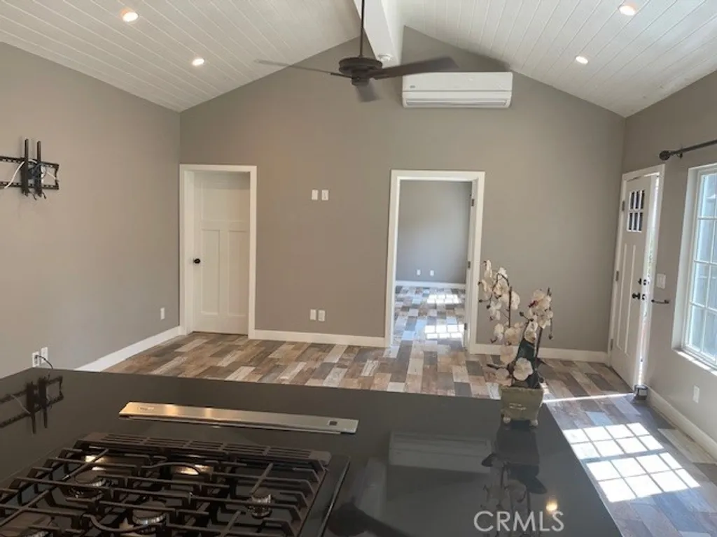 Additional image 4 of 5255 Sylmar, Sherman Oaks, CA 91401