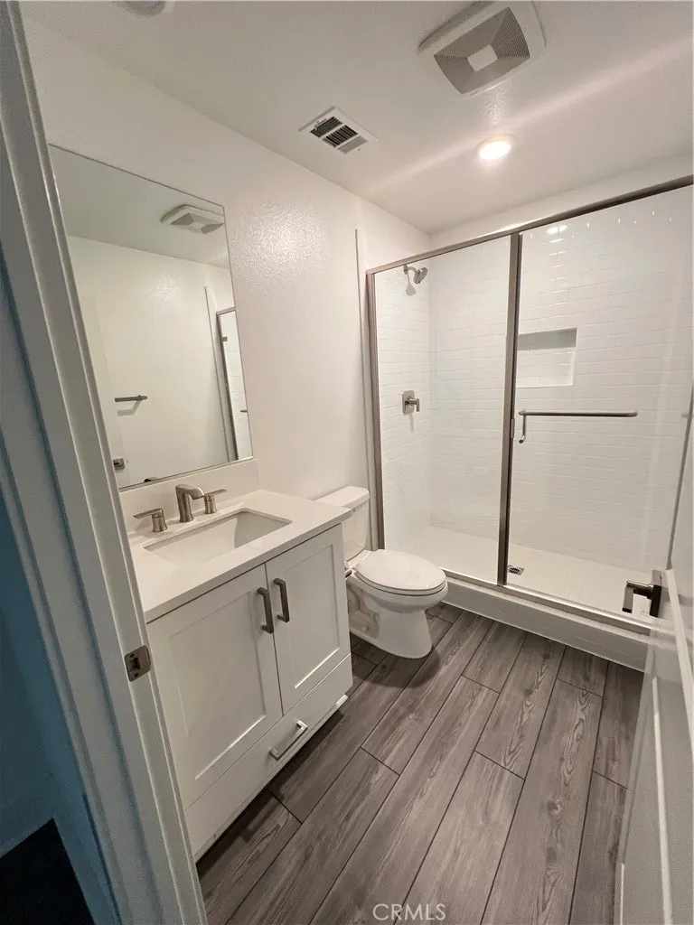 Additional image 26 of 124 Sash, Irvine, CA 92618