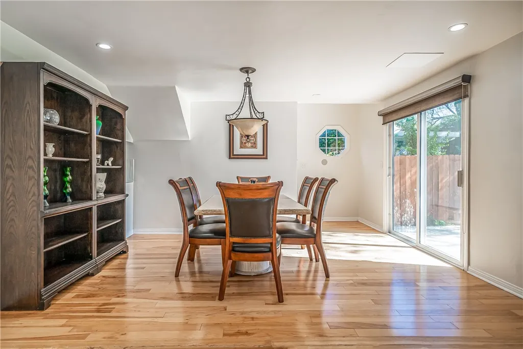 Additional image 8 of 23230 Ladrillo, Woodland Hills, CA 91367