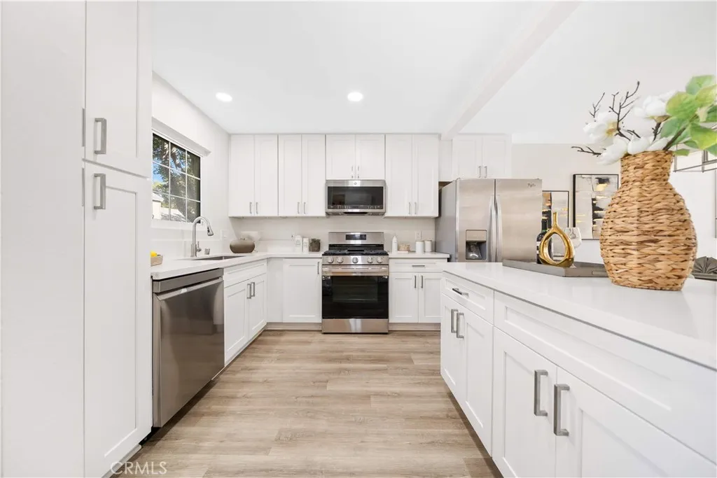 Additional image 3 of 49 Thicket, Irvine, CA 92614