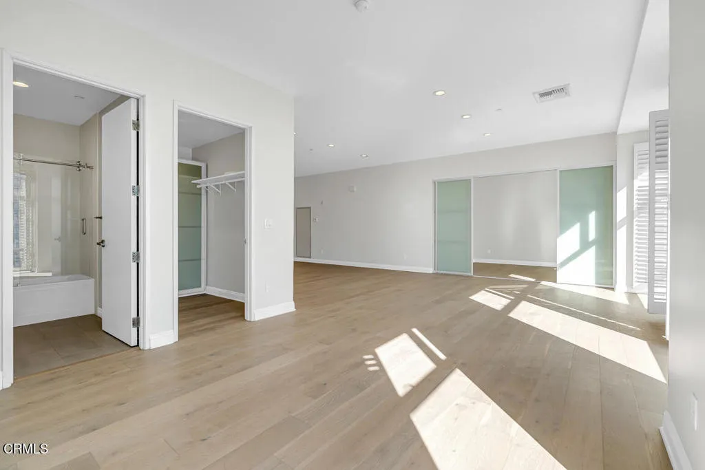 Additional image 38 of 801 S Grand Avenue Unit 1710, Los Angeles, CA 90017