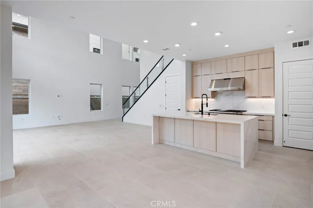 Additional image 53 of 128 Creation, Irvine, CA 92618