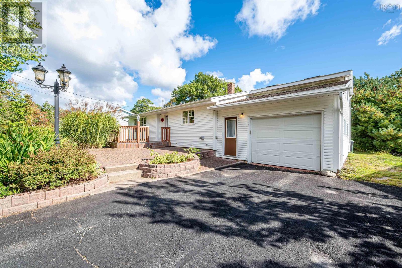 206 Lakeview Road|Lakeview, Nova Scotia B4C4C8