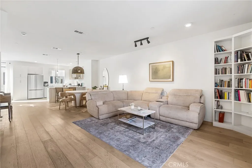 Additional image 4 of 2581 Arvia #3, Los Angeles, CA 90065