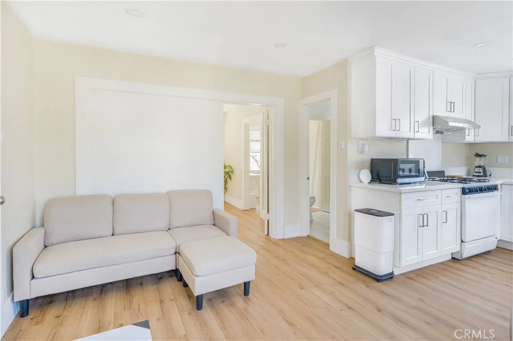 Additional image 12 of 316 La France Ave. Unit B, Alhambra, CA 91801