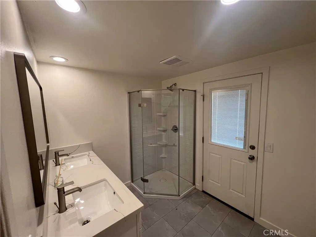 Additional image 16 of 16091 Gold Cir, Huntington Beach, CA 92647