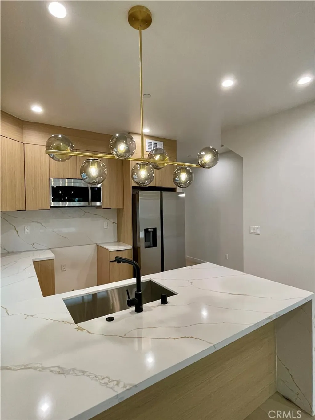 Additional image 3 of 611 W 41st Place Unit 1/2, Los Angeles, CA 90037