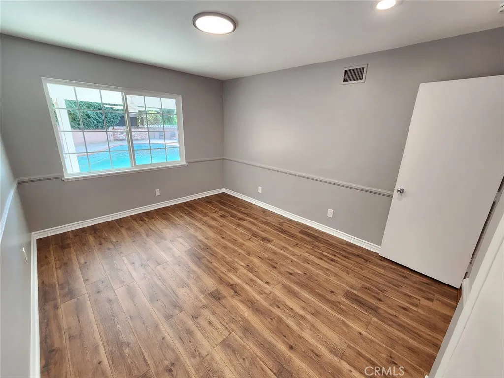 Additional image 20 of 22240 Burton, Canoga Park, CA 91304