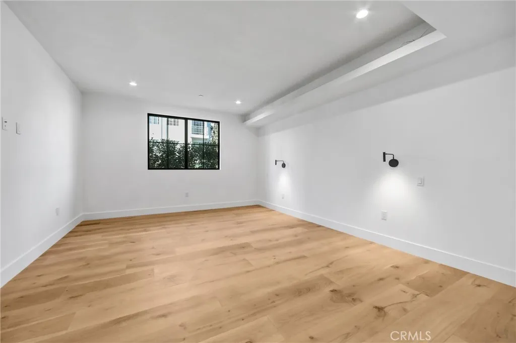 Additional image 22 of 10352 Riverside Drive Unit 102A, Toluca Lake, CA 91602