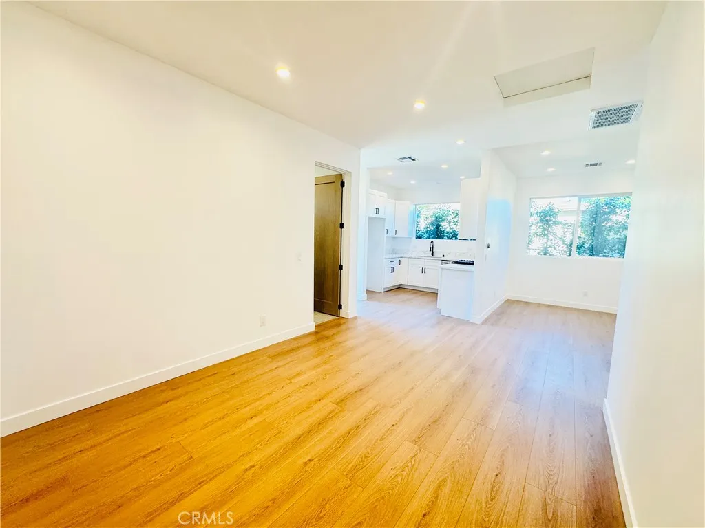 Additional image 10 of 6858 Aura Avenue, Reseda, CA 91335