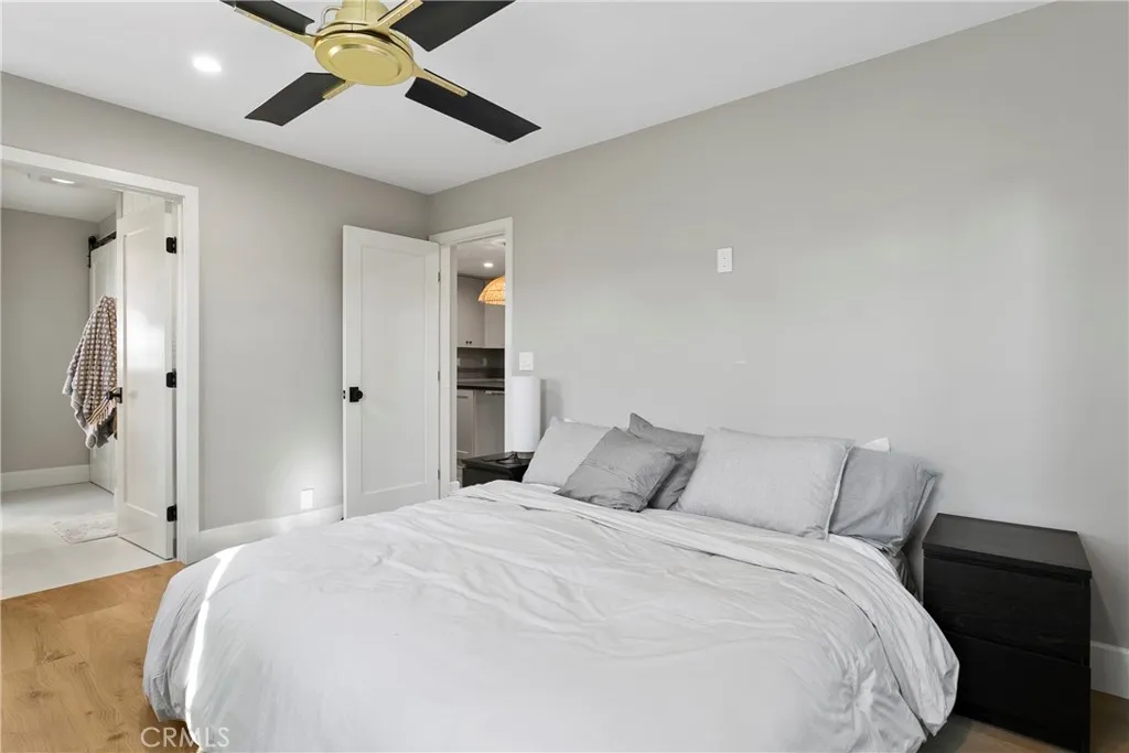 Additional image 11 of 354 La Perle Unit B, Costa Mesa, CA 92627