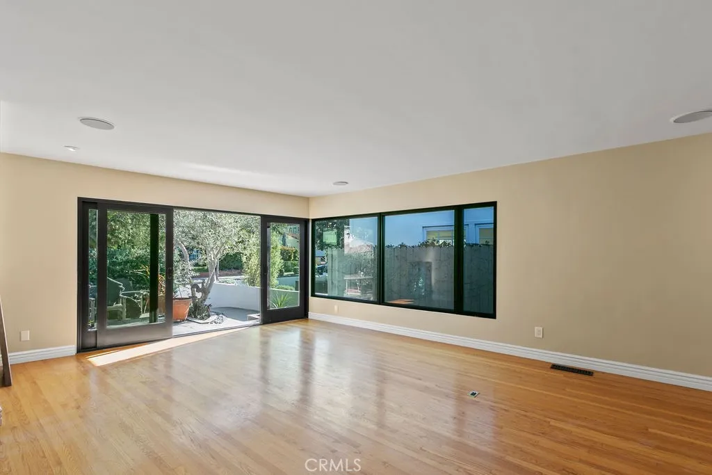 Additional image 19 of 313 Larkspur Ave, Corona Del Mar, CA 92625