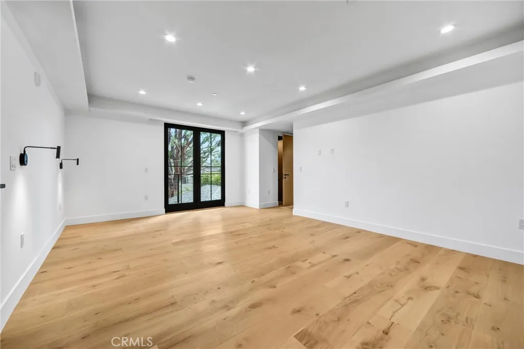 Additional image 78 of 10352 Riverside Drive Unit 203A, Toluca Lake, CA 91602