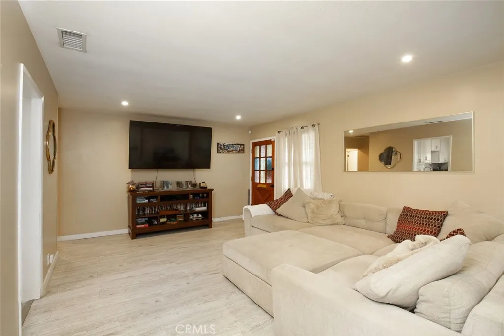 Additional image 5 of 7642 Arnett St, Downey, CA 90241